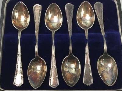 Lot 443 - A SET OF SIX SILVER COFFEE SPOONS AND OTHERS