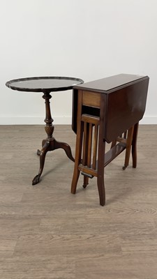 Lot 563 - A MAHOGANY SUTHERLAND TEA TABLE AND A MAHOGANY WINE TABLE