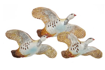 Lot 738 - A GRADUATED SET OF THREE BESWICK FLYING PARTRIDGE WALL PLAQUES