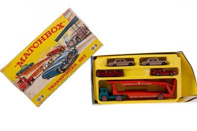 Lot 1105A - A MATCHBOX G-2 TRANSPORTER SET