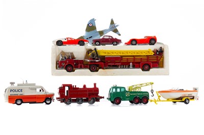 Lot 1104A - A COLLECTION OF DIE-CAST MODEL VEHICLES