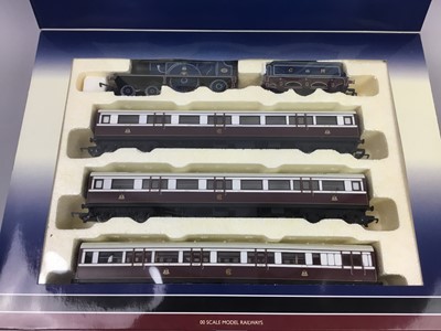 Lot 932 - A HORNBY R2610 THE CALEDONIAN LIMITED EDITION TRAIN PACK