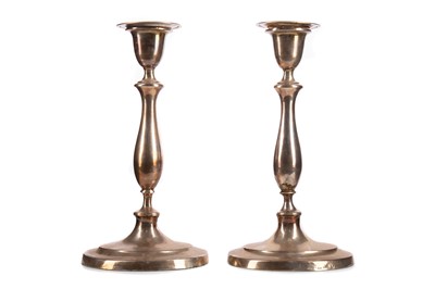 Lot 11 - A PAIR OF GEORGE III SILVER CANDLESTICKS