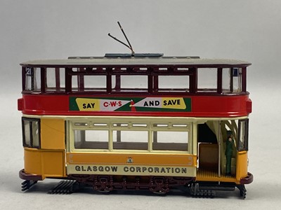 Lot 121 - A COLLECTION OF DIE-CAST OMNIBUSES