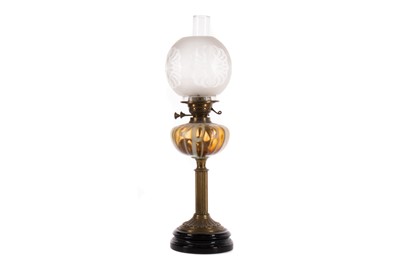 Lot 685 - A VICTORIAN COLUMN GAS LAMP