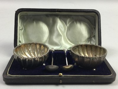 Lot 230 - A PAIR OF VICTORIAN SILVER CIRCULAR OPEN SALT DISHES AND A SILVER LETTER KNIFE