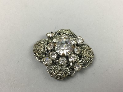 Lot 240 - A SILVER AND MARCASITE NECKLET, A BROOCH AND A VICTORIAN CASE