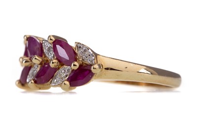 Lot 1227 - A RUBY AND DIAMOND RING