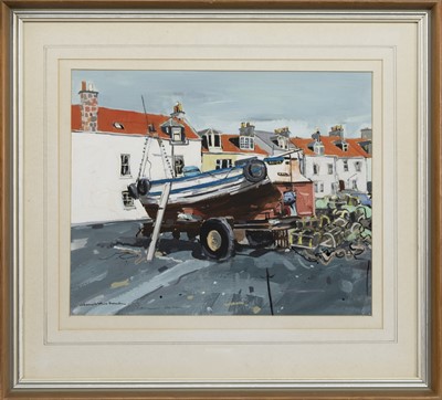 Lot 17 - PITTENWEEM HARBOUR, AN OIL BY HAMISH MACDONALD