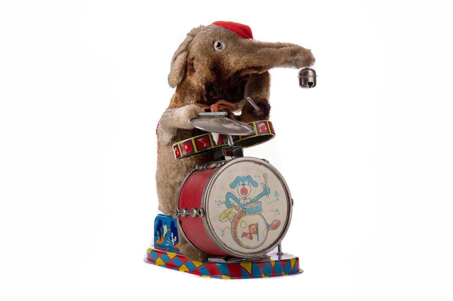 Lot 908 - A JAPANESE TIN PLATE 'MAMBO' DRUMMING ELEPHANT TOY