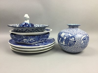 Lot 303 - A BLUE AND WHIITE BASIN AND OTHER BLUE AND WHITE CERAMICS