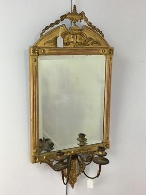 Lot 557 - A 19TH CENTURY GILTWOOD AND GESSO GIRANDOLE MIRROR