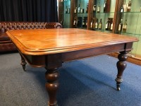 Lot 1142 - VICTORIAN MAHOGANY EXTENDING DINING TABLE with...