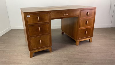 Lot 464 - AN OAK WRITING DESK