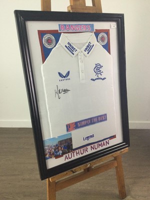 Lot 498 - AN ARTHUR NEWMAN SIGNED RANGERS T-SHIRT