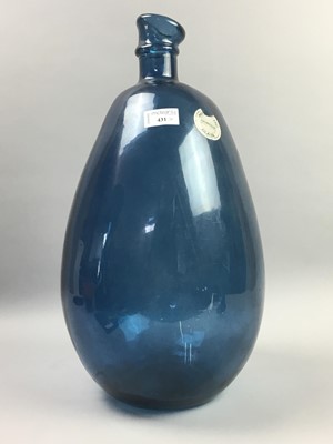 Lot 431 - A LOT OF TWO COLOURED GLASS VASES AND OTHERS