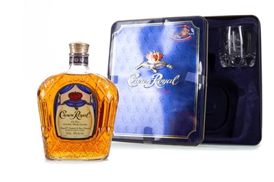 Lot 189 - CROWN ROYAL AND GLASSES GIFT SET 75CL