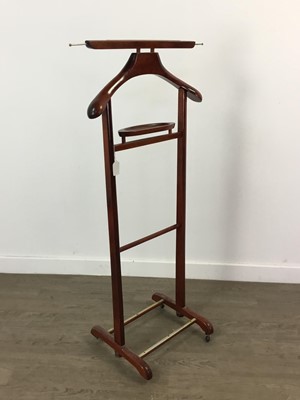 Lot 679 - A MAHOGANY VALET STAND, VINTAGE EASEL, FOOTSTOOL AND A GUILLOTINE