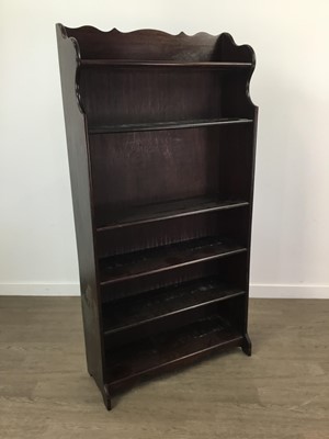 Lot 616 - A 20TH CENTURY OPEN BOOKCASE