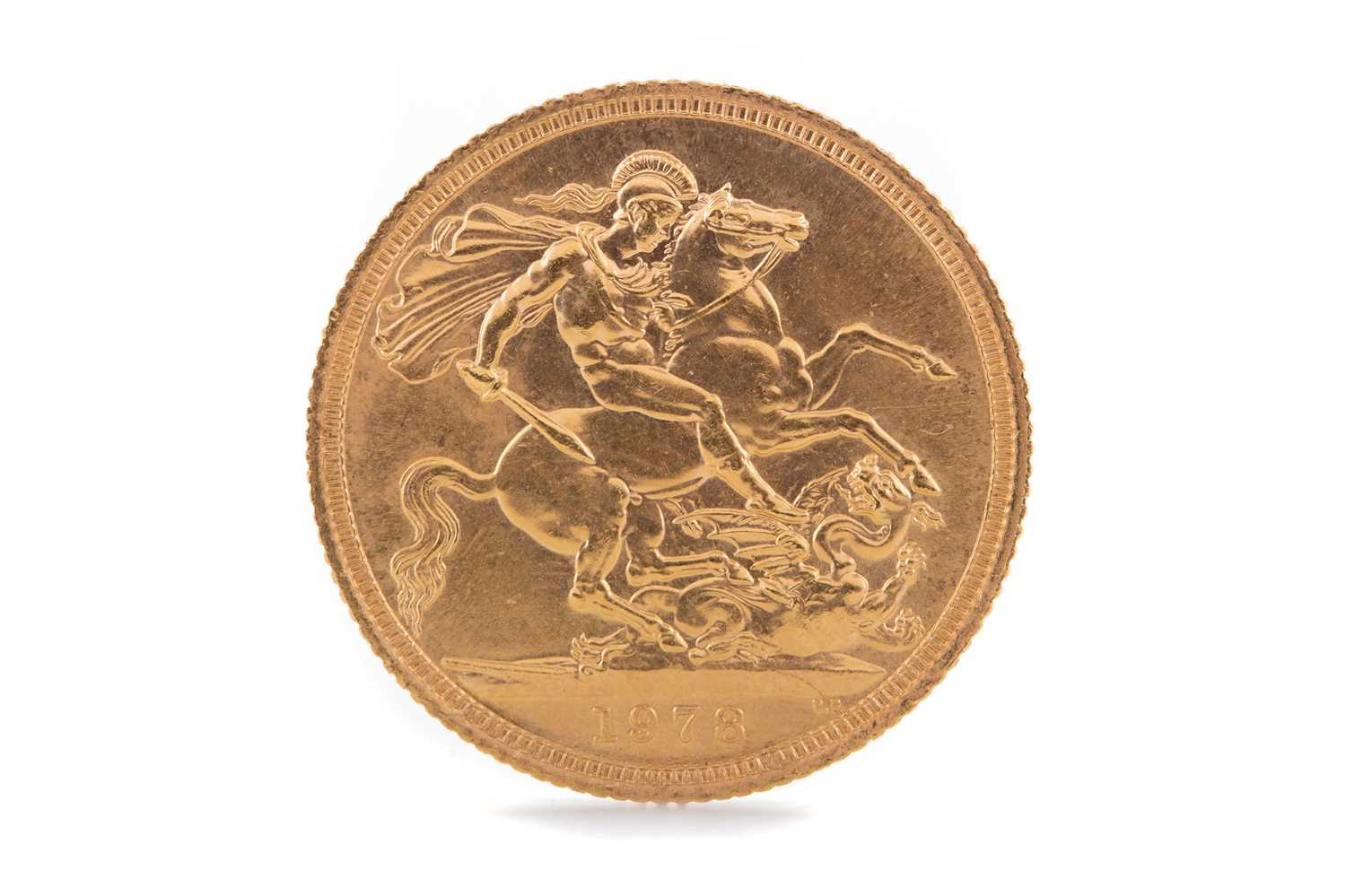 Lot 131 - AN ELIZABETH II GOLD SOVEREIGN DATED 1978