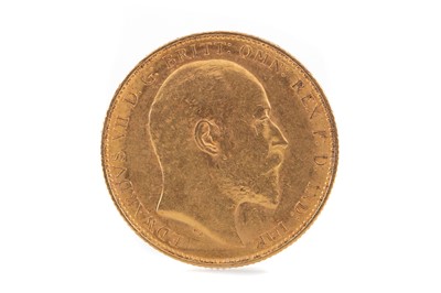 Lot 134 - AN EDWARD VII GOLD SOVEREIGN DATED 1905