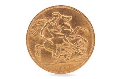 Lot 135 - AN EDWARD VII GOLD SOVEREIGN DATED 1910