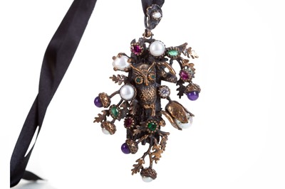 Lot 448 - A ST GEORGE AND THE DRAGON BROOCH, A GEM SET OWL PENDANT AND A FAUX PEARL PENDANT