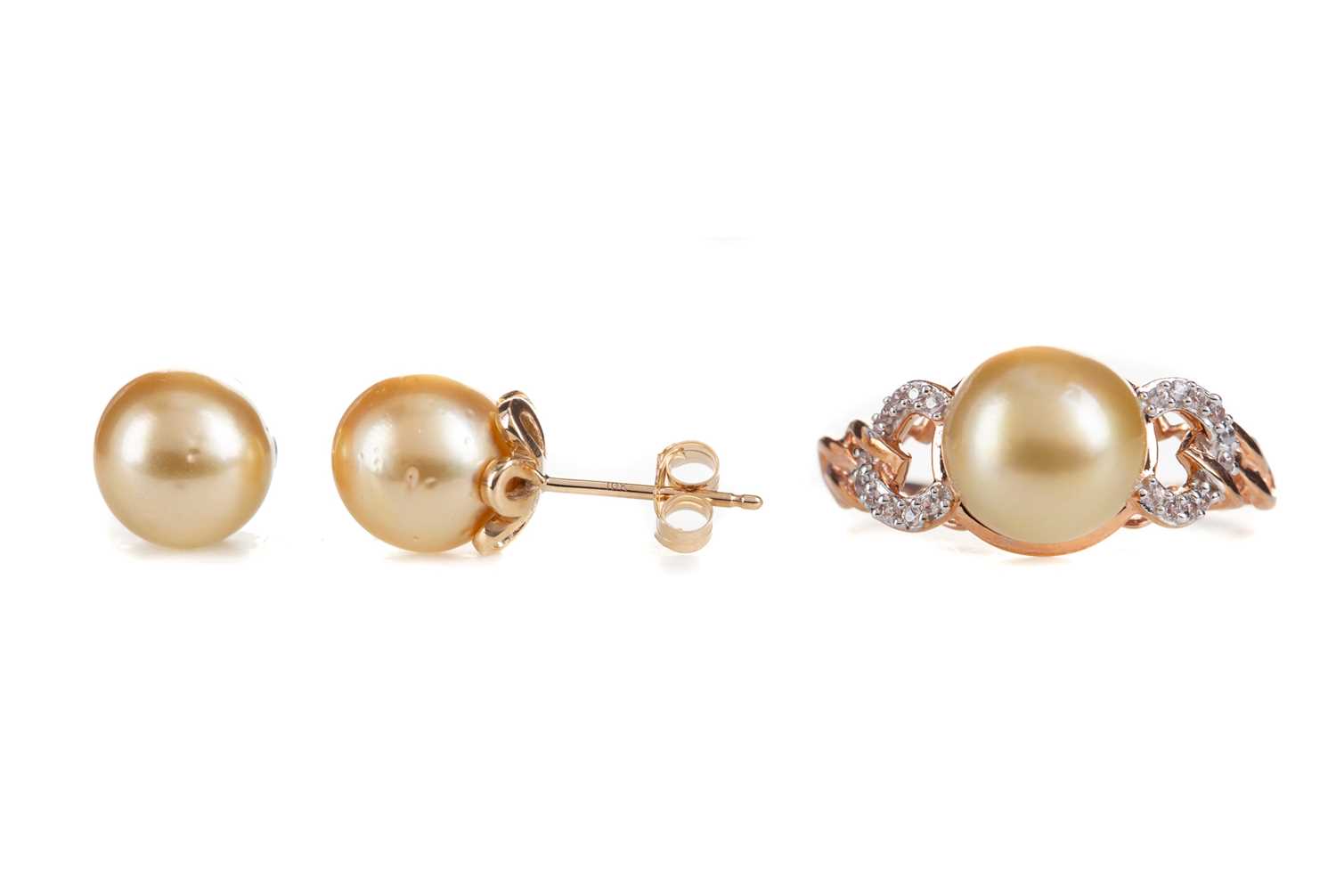 Lot 468 - A GOLDEN PEARL AND DIAMOND RING ALONG WITH A PAIR OF EARRINGS