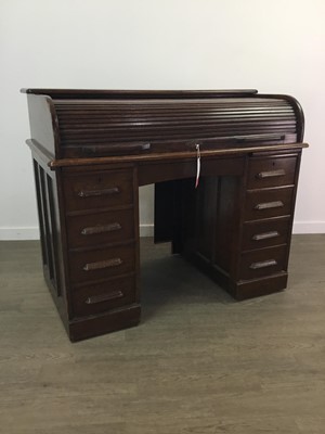 Lot 637 - AN OAK ROLL TOP PEDESTAL DESK