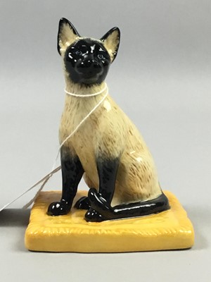 Lot 110 - A ROYAL DOULTON 'ANIMALS' COLLECTION SIAMESE CAT ALONG WITH OTHER CAT FIGURES