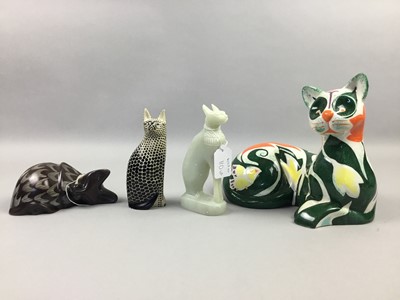 Lot 110 - A ROYAL DOULTON 'ANIMALS' COLLECTION SIAMESE CAT ALONG WITH OTHER CAT FIGURES