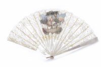 Lot 1237 - HAND-PAINTED AND CHANTILLY LACE FAN OF FRENCH...