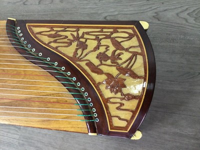 Lot 1102 - A CHINESE ZITHER