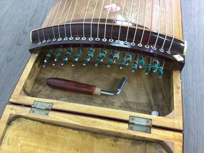 Lot 1102 - A CHINESE ZITHER