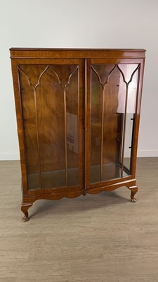 Lot 278 - A MAHOGANY DISPLAY CABINET AND THREE TIER CAKESTAND