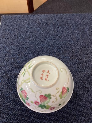 Lot 1068 - A CHINESE 'STRAWBERRIES' BOWL