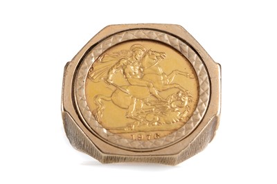 Lot 545 - A QUEEN ELIZABETH II GOLD SOVEREIGN DATED 1976