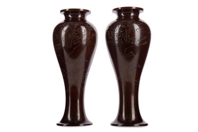 Lot 1114 - A PAIR OF JAPANESE BRONZE VASES