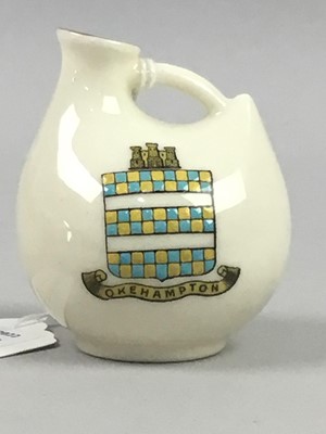 Lot 160A - A GROUP OF CRESTED CHINA