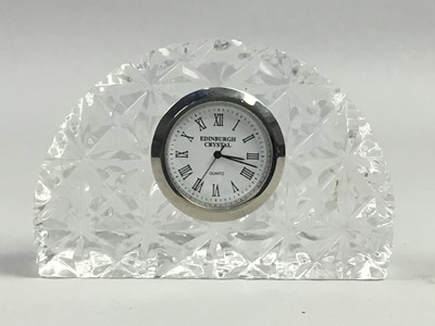 Lot 448 - AN EDINBURGH CRYSTAL MINIATURE MANTEL CLOCK AND OTHER GLASS WARE