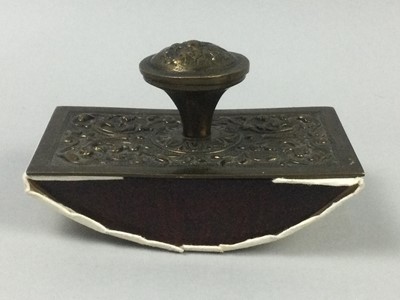 Lot 56 - A BRASS DESK INK BLOTTER AND OTHER ITEMS