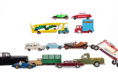Lot 968 - A GROUP OF LOOSE MODELS