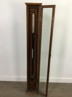 Lot 593 - AN EARLY 20TH CENTURY FORTIN-TYPE BAROMETER BY W. B. NICHOLSON LTD. OF GLASGOW