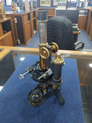 Lot 444 - A MICROSCOPE BY W. WATSON & SONS