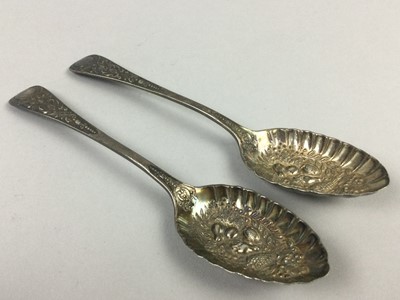 Lot 123 - A LOT OF SILVER PLATED CUTLERY