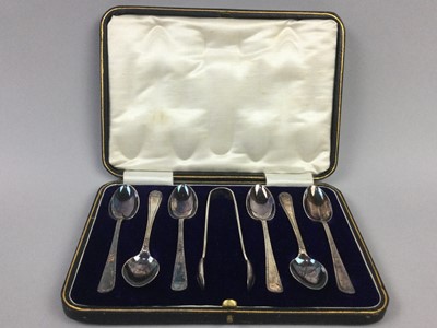 Lot 211 - A LOT OF CASED AND LOOSE PLATED CUTLERY