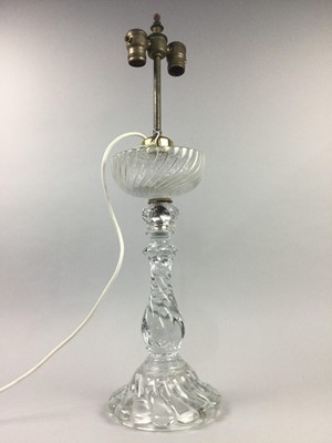 Lot 242 - A GLASS TABLE LAMP