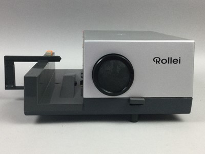 Lot 122 - A ROLLEI P35A SLIDE PROJECTOR ALONG WITH A SONY VIDEO CAMERA