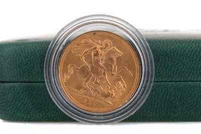 Lot 16 - AN ELIZABETH II GOLD SOVEREIGN DATED 1957
