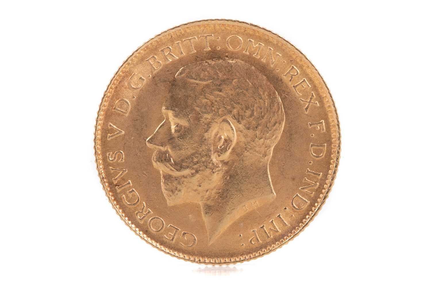 Lot 31 - A GEORGE V GOLD HALF SOVEREIGN DATED 1914